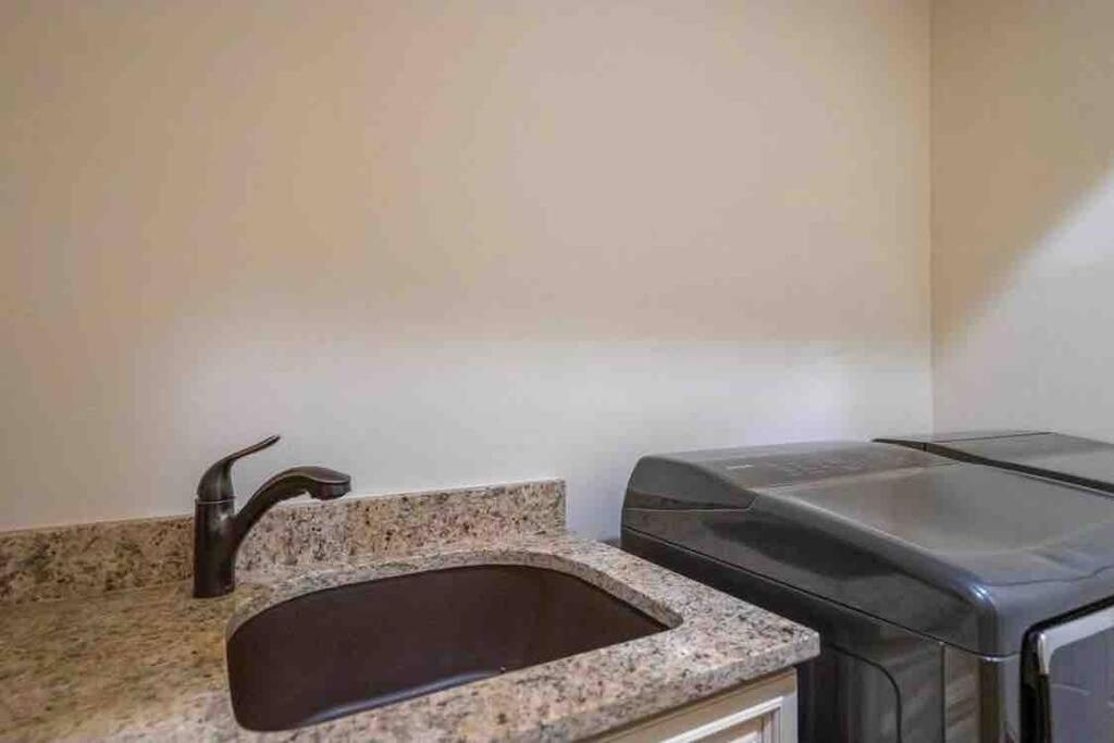 Beach Downtown Pet-Friendly @ The Park Home-635 Sarasota Luaran gambar